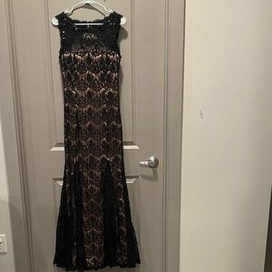 Betsy & Adam Elegant Black & Tan Lace Maxi Dress | Evening Gown | Formal Event